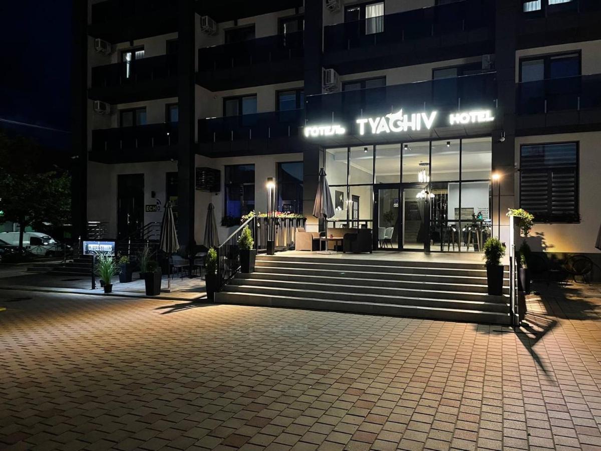 Готель Тячів Exterior photo